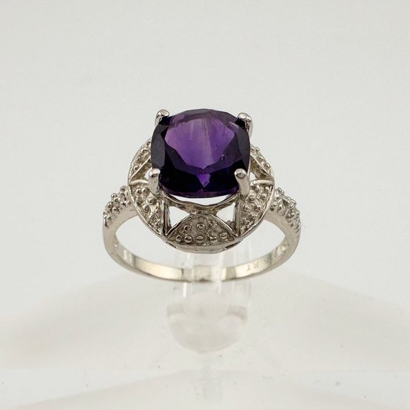 Beautiful Dark Purple Amethyst and Diamond Accent Ring - Sterling Silver Size 7. - Picture 7 of 16